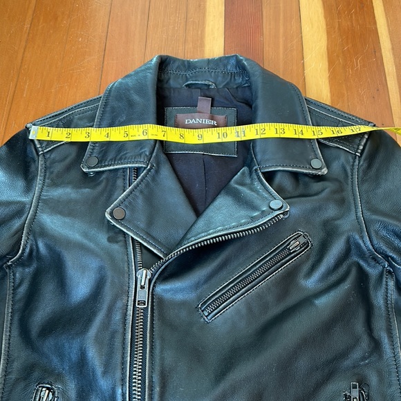 Danier Black Vintage Leather Biker Jacket - Picture 4 of 15